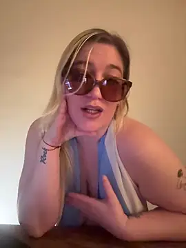 Snapshot of Granlady7 chatting on 23, 6, 2026 Granlady7 online show from 23, 6, 2026