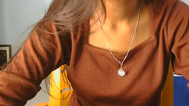 Aarti misty71 online show from 9, 6, 2026