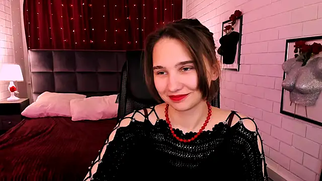 TessaMill online show from 10, 11, 2025