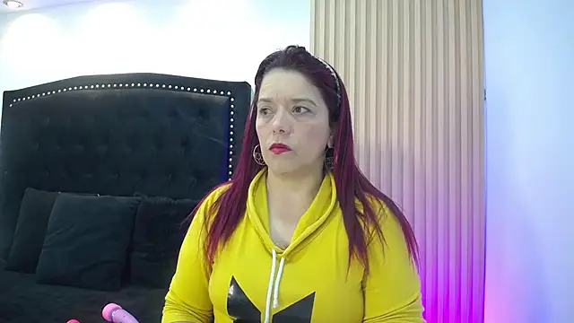 Snapshot of VeronicaBlake chatting on 2, 5, 2026 VeronicaBlake online show from 2, 5, 2026