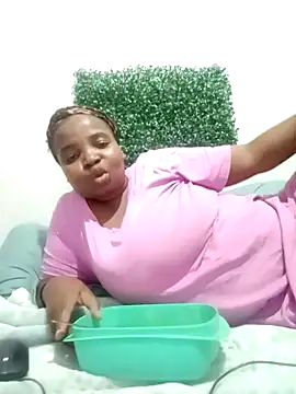 ShySexyBaddiexx online show from 15, 10, 2025