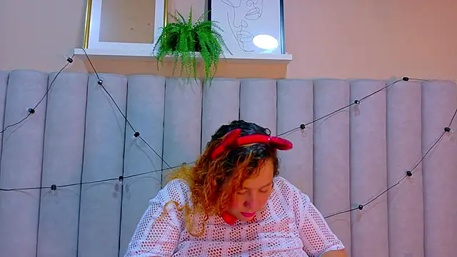 JenaCooper  online show from 25, 2, 2026