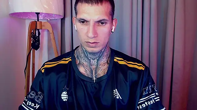 Shane Clay online show from 28, 10, 2025