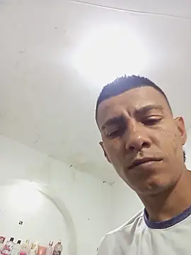 paisita122 online show from 20, 4, 2026