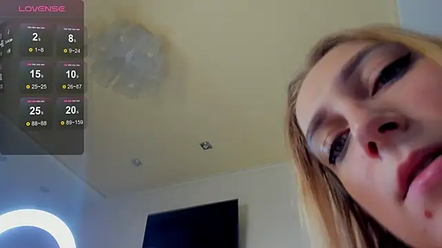 graseflower online show from 10, 11, 2025