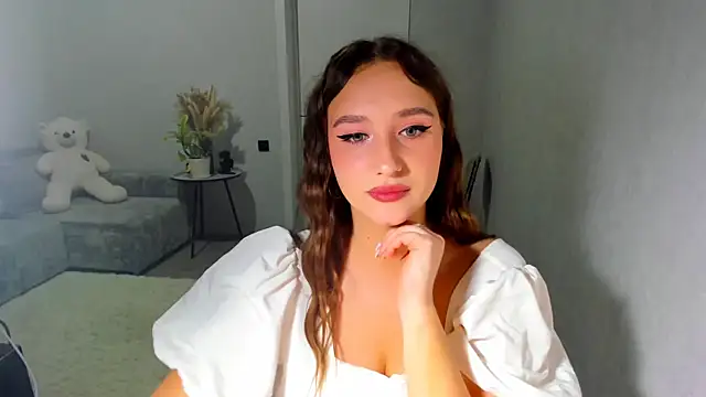 Snapshot of Wise_Bunny chatting on 7, 7, 2026 Wise Bunny online show from 7, 7, 2026