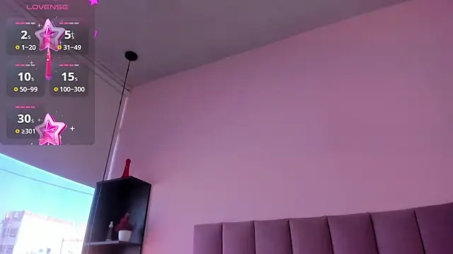 violet myerrs online show from 15, 10, 2025