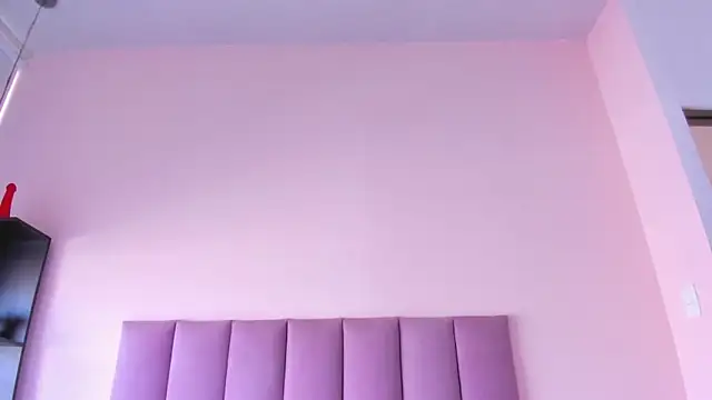 violet myerrs online show from 12, 11, 2025