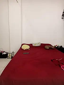 queemking online show from 2, 4, 2026