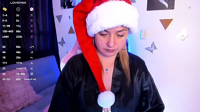 Snapshot of luciamature_ chatting on 16, 12, 2025 luciamature online show from 16, 12, 2025