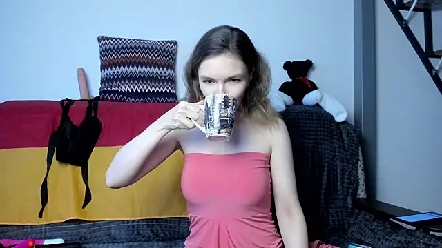 Snapshot of Katherine_Twilight chatting on 14, 12, 2024 Katherine Twilight online show from 14, 12, 2024