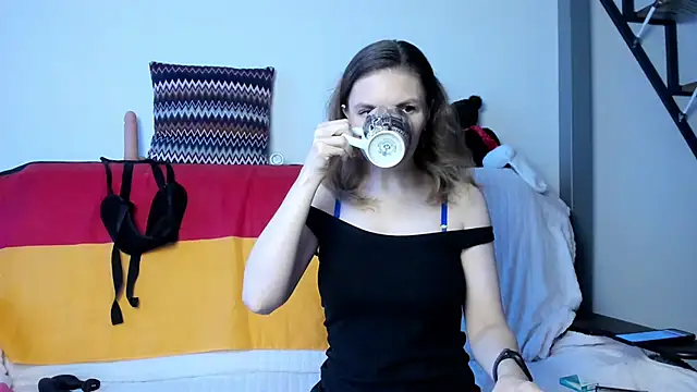 Snapshot of Katherine_Twilight chatting on 15, 12, 2024 Katherine Twilight online show from 15, 12, 2024