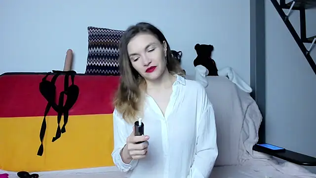 Snapshot of Katherine_Twilight chatting on 28, 2, 2025 Katherine Twilight online show from 28, 2, 2025