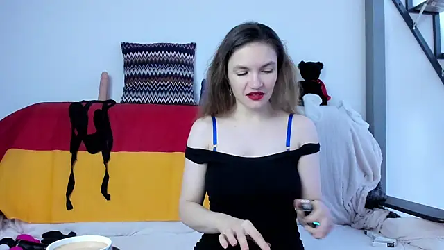 Snapshot of Katherine_Twilight chatting on 9, 3, 2025 Katherine Twilight online show from 9, 3, 2025