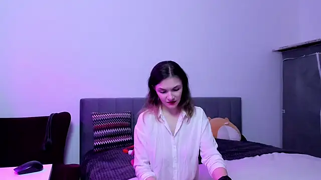 Snapshot of Katherine_Twilight chatting on 14, 11, 2025 Katherine Twilight online show from 14, 11, 2025