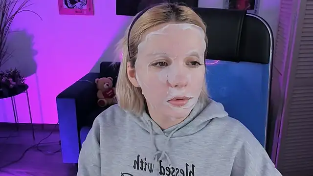 AuroraWrenfield online show from 16, 1, 2026