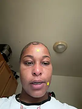 yummy0322 online show from 25, 11, 2025