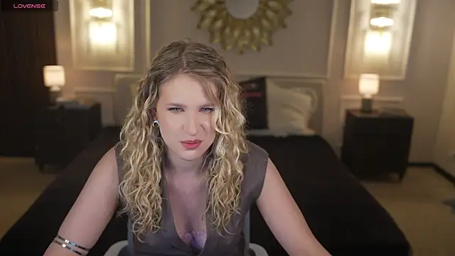 Scarlett Sweet054 online show from 18, 4, 2026