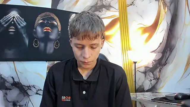 mono blonde online show from 24, 5, 2026