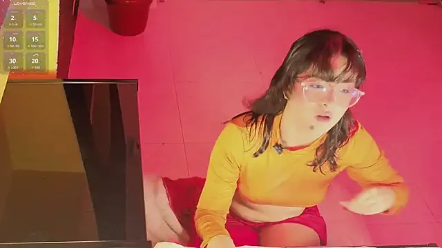 LiLLiAnderson online show from 9, 3, 2026