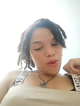 ChloeRaviss online show from 7, 11, 2025