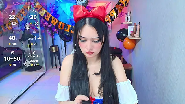 Adriana miller online show from 31, 10, 2025