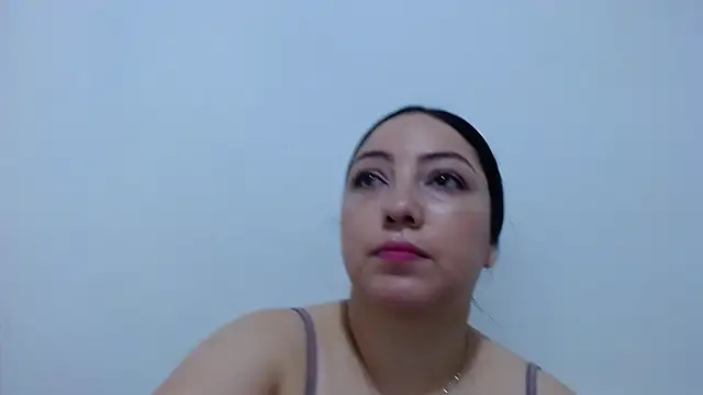 Snapshot of carolina_zabala_19 chatting on 12, 7, 2026 carolina zabala 19 online show from 12, 7, 2026