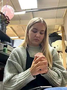 CandyVice online show from 17, 10, 2025