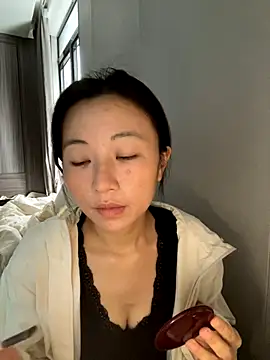 haiyan125216 online show from 21, 11, 2025