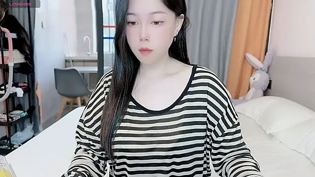 Bella Ava online show from 17, 10, 2025