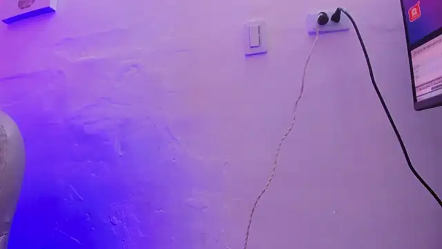 Ambar Cullen online show from 28, 10, 2025