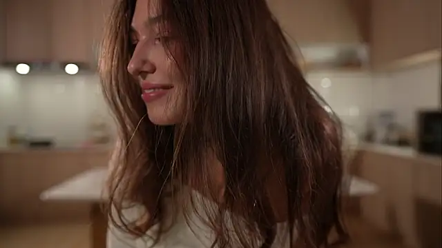 LIttle Rina  online show from 12, 4, 2026