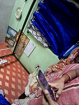 Snapshot of cutecouple1983 chatting on 30, 11, 2025 cutecouple1983 online show from 30, 11, 2025