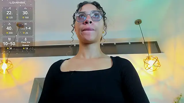 Hanna Cornee  online show from 2, 10, 2025