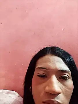 Kellye hotTs online show from 4, 10, 2025