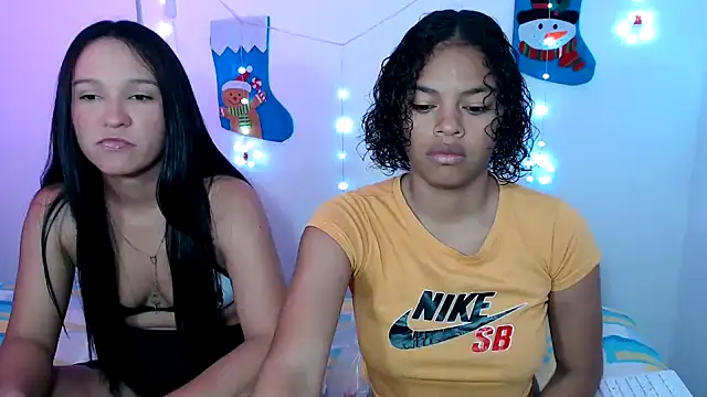 penelopeh  online show from 26, 11, 2025