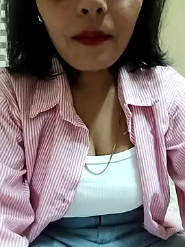 Snapshot of Pihu_Chopra chatting on 3, 5, 2026 Pihu Chopra online show from 3, 5, 2026