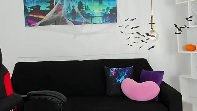 KiraHolli online show from 27, 10, 2025