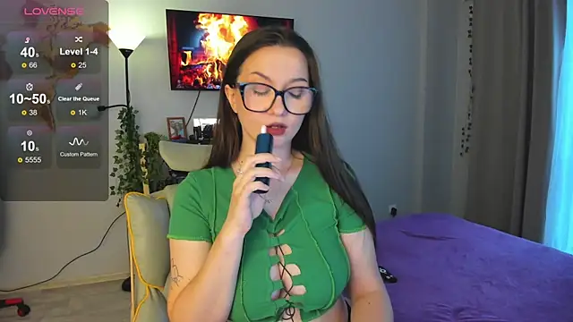 Snapshot of wwow_meow chatting on 29, 5, 2026 wwow meow online show from 29, 5, 2026