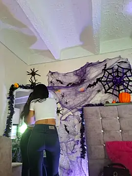 Snapshot of karol_rose chatting on 15, 10, 2025 karol rose online show from 15, 10, 2025