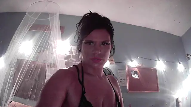 ovmilf online show from 20, 10, 2025