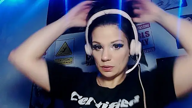 Snapshot of ovmilf chatting on 29, 4, 2026 ovmilf online show from 29, 4, 2026