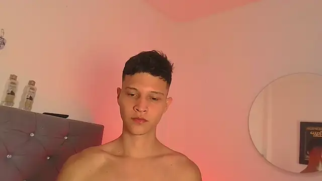 Twinkcock22 online show from 14, 10, 2025