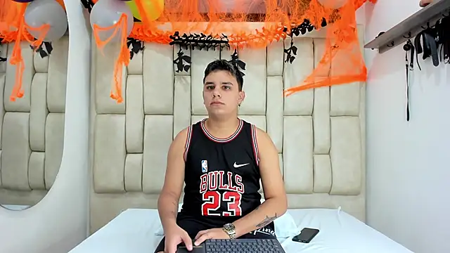 DavilANDkevin2 online show from 29, 10, 2025