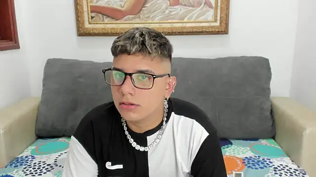 DavilANDkevin2 online show from 7, 11, 2025