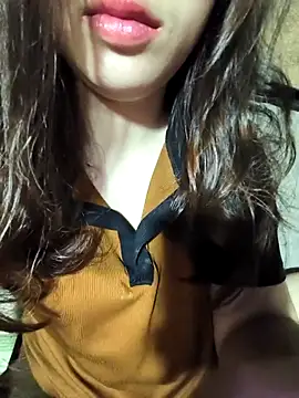 Snapshot of July_9- chatting on 9, 9, 2025 July 9- online show from 9, 9, 2025