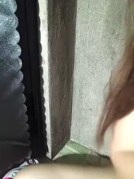 Snapshot of July_9- chatting on 11, 9, 2025 July 9- online show from 11, 9, 2025