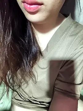 Snapshot of July_9- chatting on 13, 9, 2025 July 9- online show from 13, 9, 2025