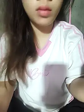 Snapshot of July_9- chatting on 26, 9, 2025 July 9- online show from 26, 9, 2025