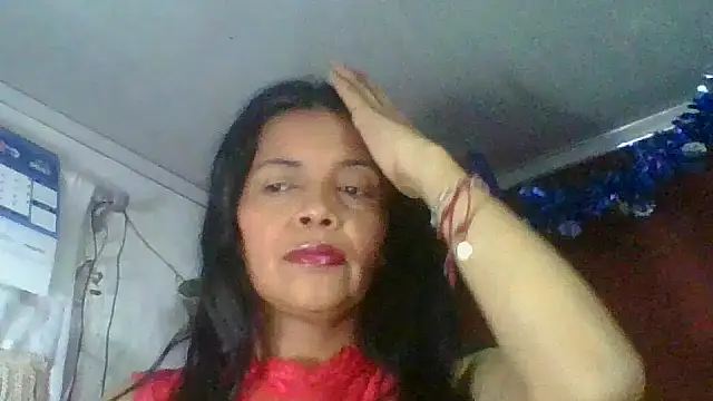Snapshot of DianaOchoa_ chatting on 4, 2, 2026 DianaOchoa online show from 4, 2, 2026